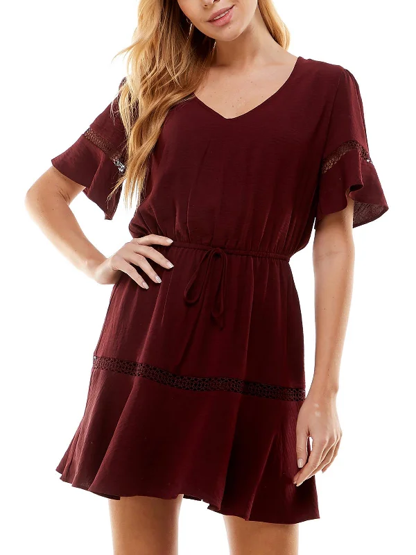 Women's Night-Out Outfit Juniors Womens Drawstring Waist V Neck Fit & Flare Dress