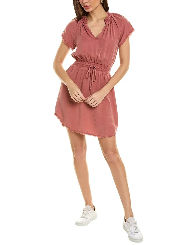 Women's Effortless Casual Outfit Bella Dahl Smocked Waist Dress