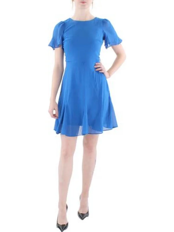 Minimalist Women's Fashion Clothing Petites Womens Chiffon Flutter Sleeves Fit & Flare Dress