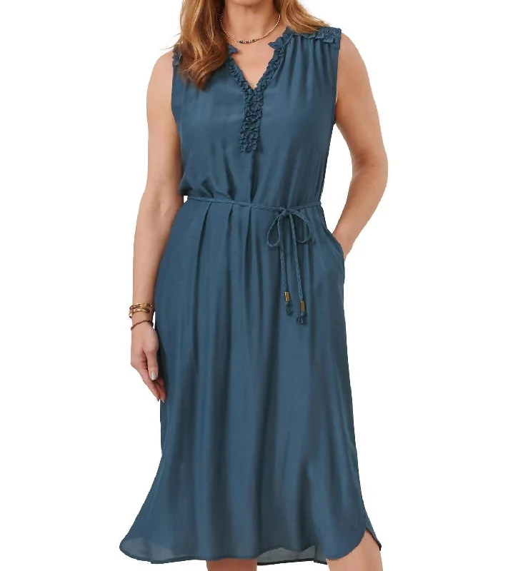 Women's Vintage-Inspired Clothing Coastal Tank Dress In Blue