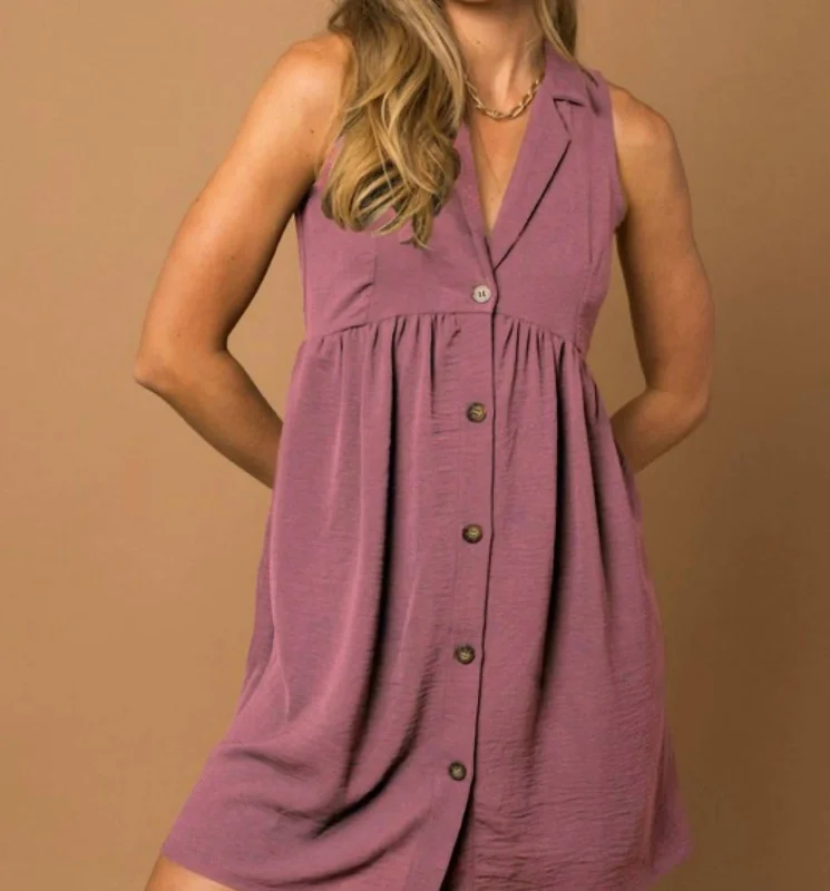 Vintage Women's Fashion Collared Button Down Dress In Mauve