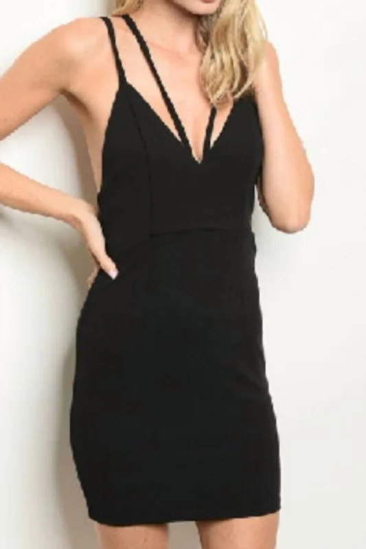 Sophisticated Fashion Low Cut Dress In Black