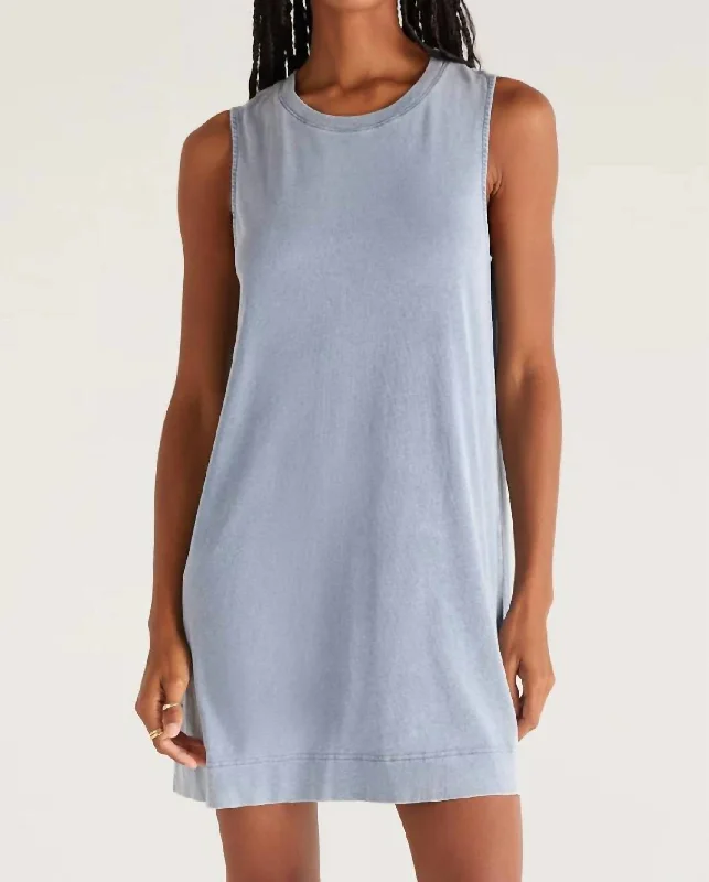 Women's Holiday Clothing Sloane Jersey Dress In Washed Denim