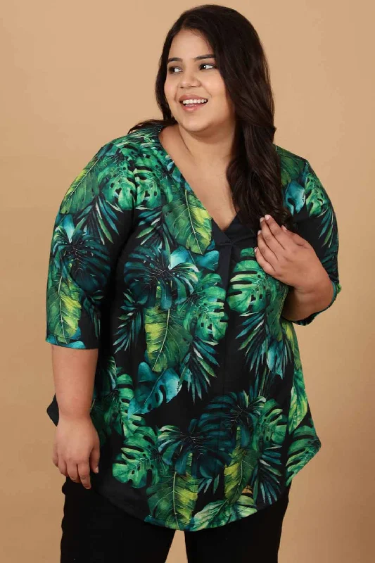 Chic Outfits Plus Size Midnight Tropical Printed Centre Pleat Top