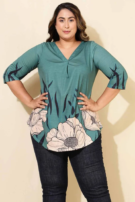Chic Styles Plus Size Green Beige Print Centre Pleat Top