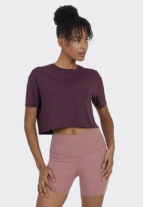 Breathe Easy In Comfortable Yoga Outfits AeroCool™ Training - Mesh Boxy Crop