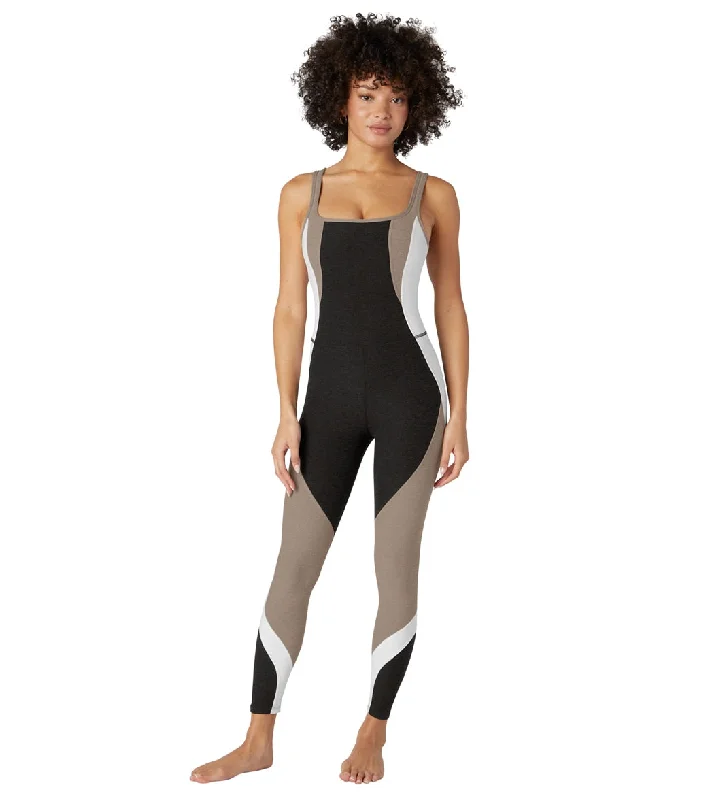 Don't Miss Out On Premium Yoga Wear Deals Beyond Yoga Spacedye Outlines Jumpsuit Darkest Night Colorblock Don't Miss Out On Premium Yoga Wear Deals Beyond Yoga Spacedye Outlines Jumpsuit Darkest Night Colorblock