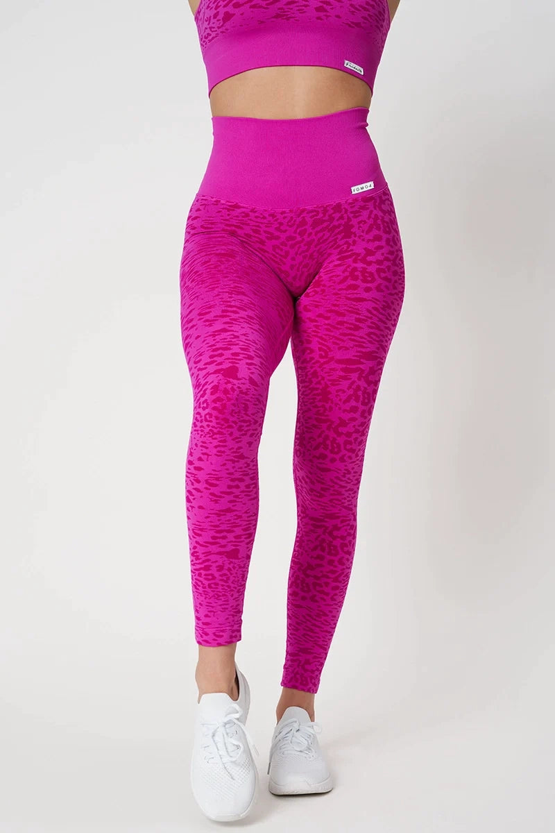 Look Good, Feel Good, And Save Big Leggings Jungle Leopardo Fuxia