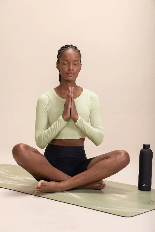 Limited-Time Savings On Yoga Leggings And Tops ML Calm T-shirt
