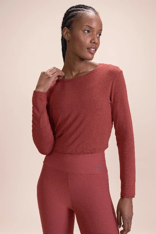Flow In Comfort With Stylish Discounts ML Flow Long Sleeve Cropped T-Shirt