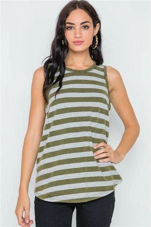 Lightweight, Breathable Yoga Wear At Special Prices Olive Color-Block Distressed Yoga Tank Top Lightweight, Breathable Yoga Wear At Special Prices Olive Color-Block Distressed Yoga Tank Top
