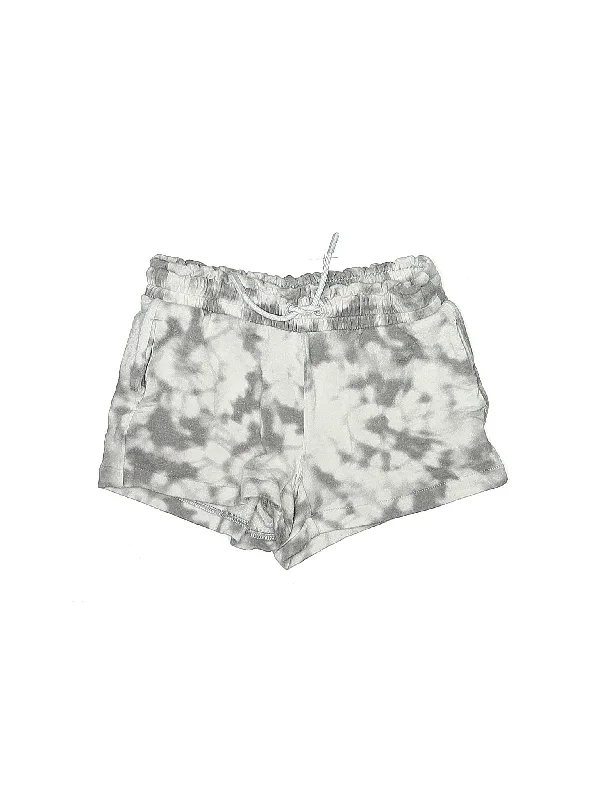 Flex Your Budget With Premium Yoga Clothing Deals Shorts