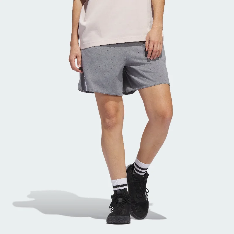 grey three / white