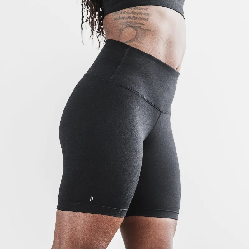 Affordable Activewear Designed For Movement Women's High-Rise Matte Short 6"