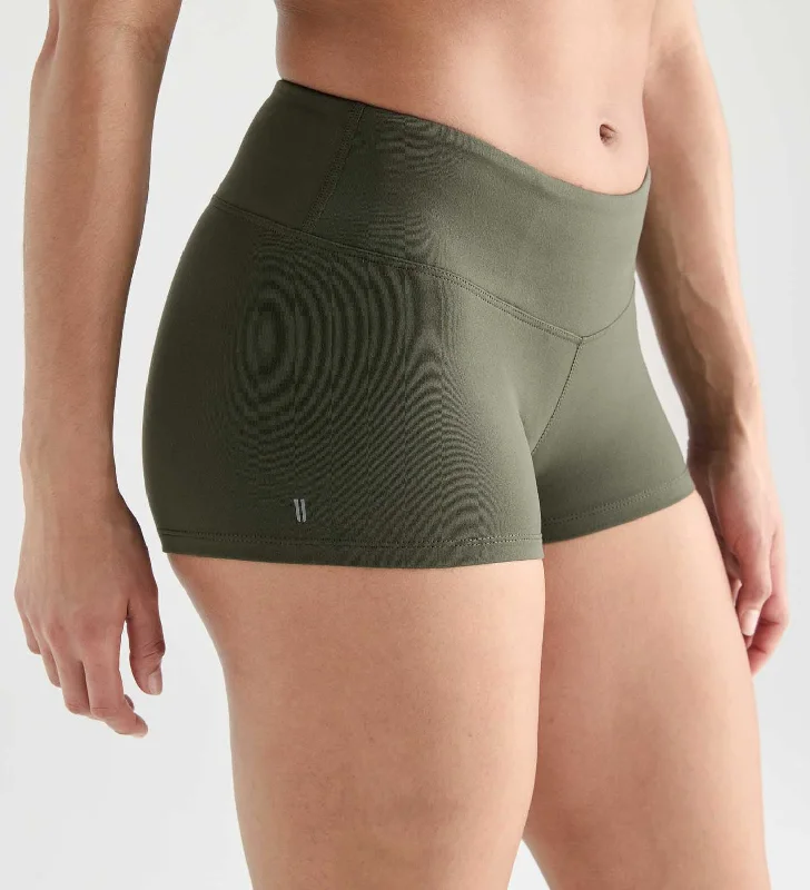Limited-Stock Sale On Yoga Tops And Leggings Women's Low-Rise Matte Short 2"