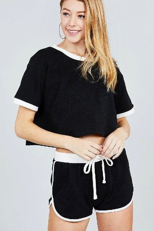 Your Yoga Wardrobe, Upgraded For Less Yoga Active Loose Fit Crop Top
