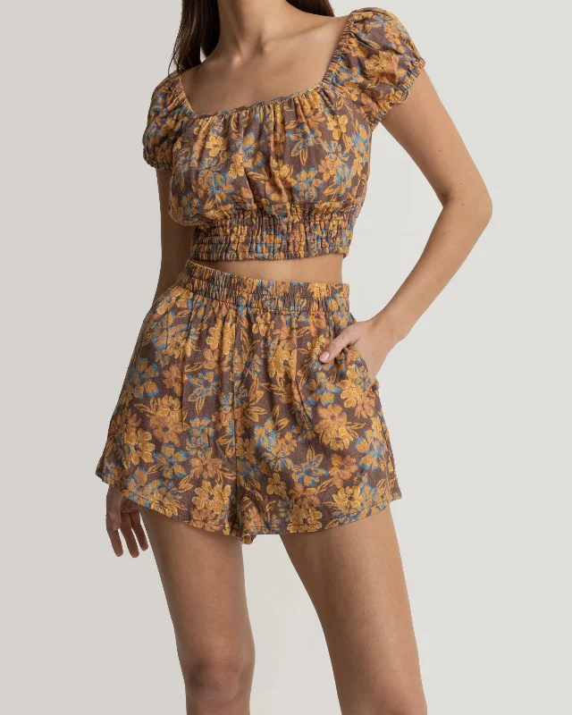Fashionable Yoga Apparel Now On Sale Oasis Floral Short